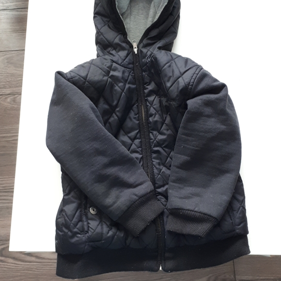 Calvin Klein Other - 🍒3/$25🍒Calvin Klein quilted jacket